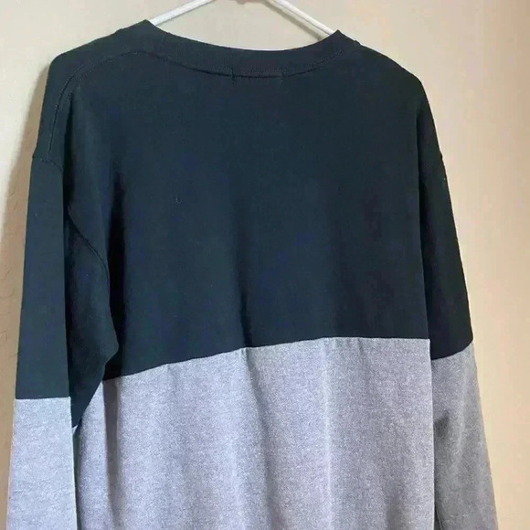 Suburban‎ Riot Undiscovered Model Sweatershirt - Picture 8 of 9